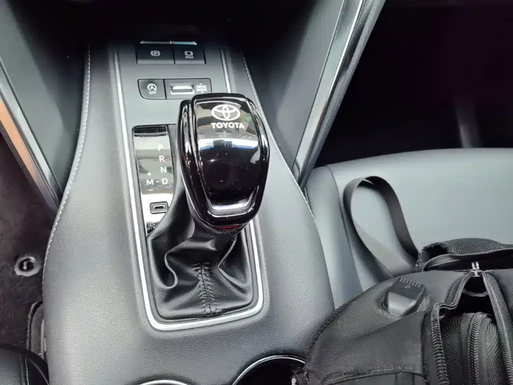 Toyota Venza — миниатюра 14