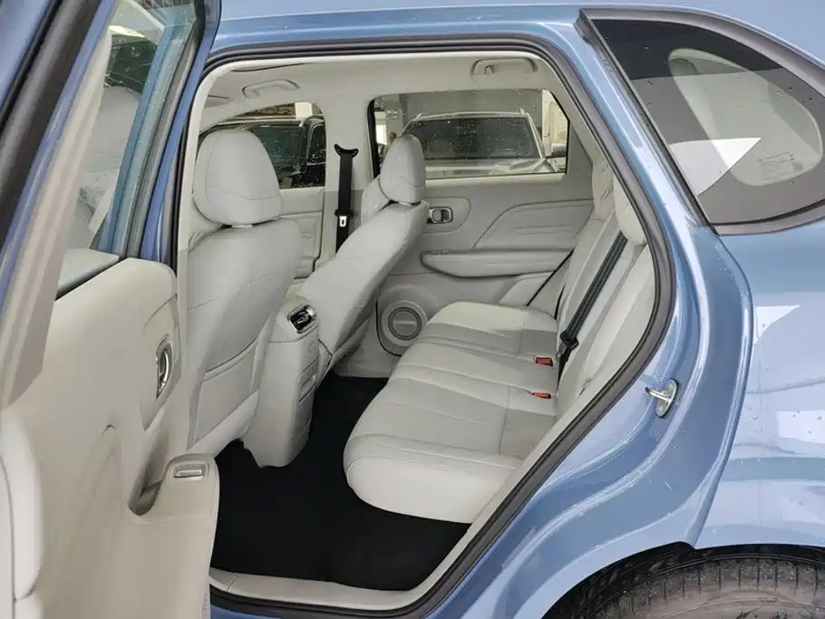 Leapmotor Leapmotor B10 — миниатюра 11