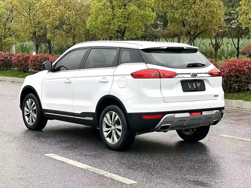 Geely Boyue — миниатюра 7