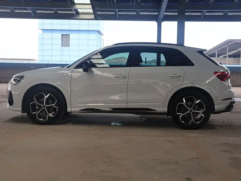 Audi Q3 — миниатюра 8