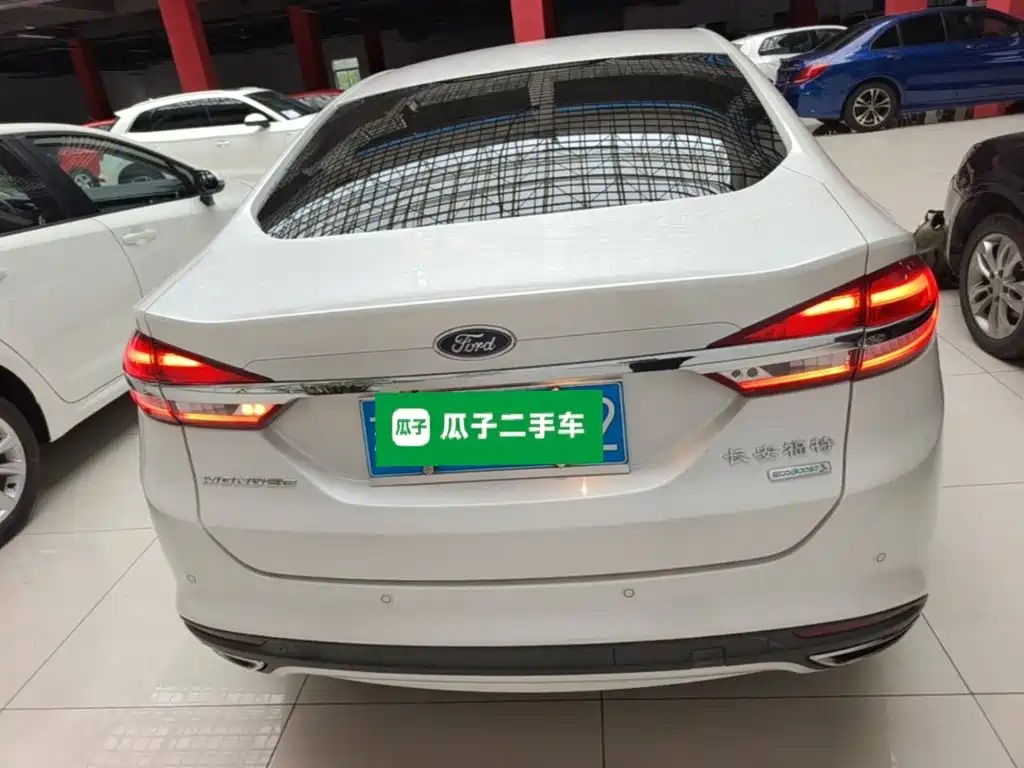 Ford Mondeo — миниатюра 6