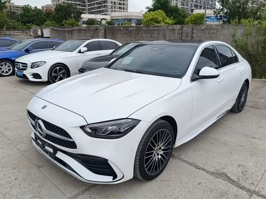 Mercedes-Benz C-Class — миниатюра 2