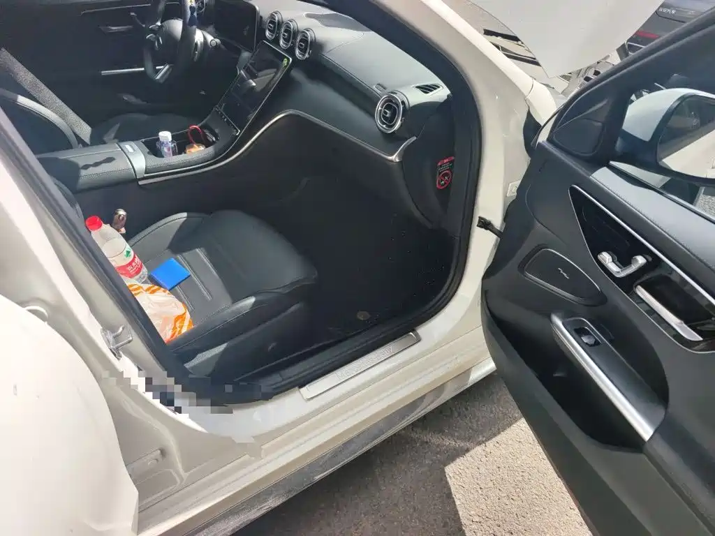 Mercedes-Benz C-Class — миниатюра 19