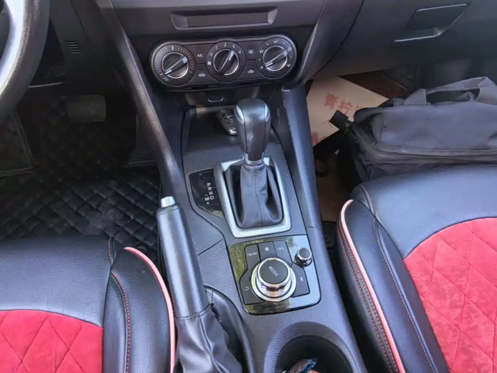 Mazda 3 Axela — миниатюра 14