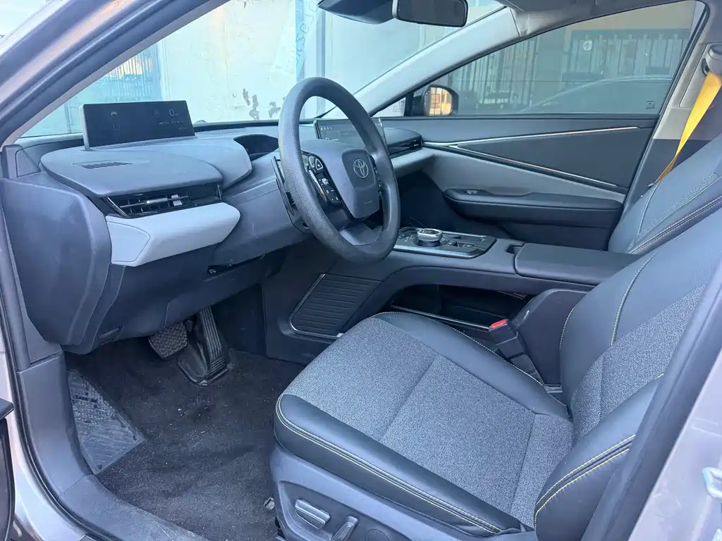 Toyota bZ5 — миниатюра 8