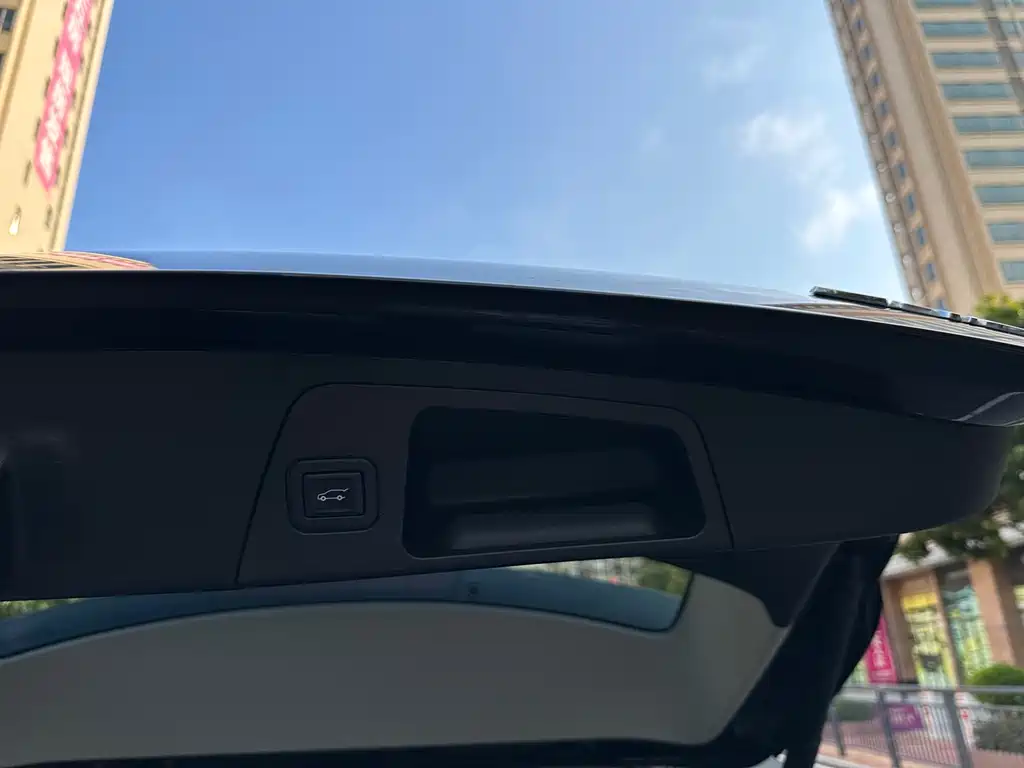 Buick Envision Plus — миниатюра 9