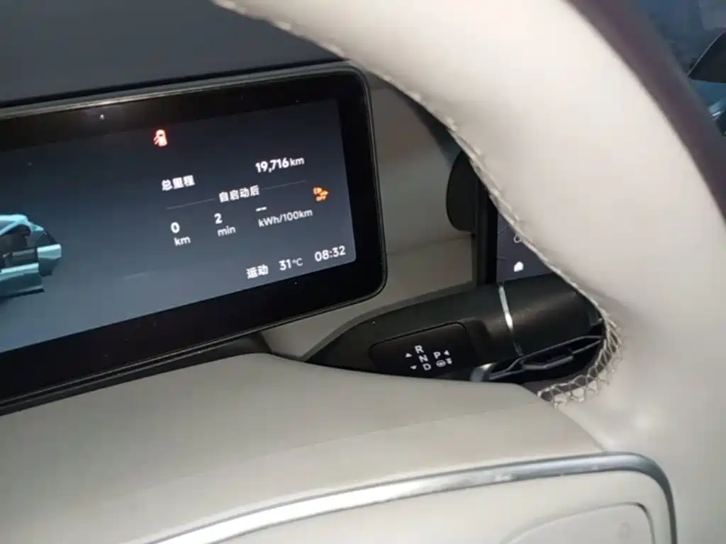 Leapmotor Leapmotor B10 — миниатюра 14