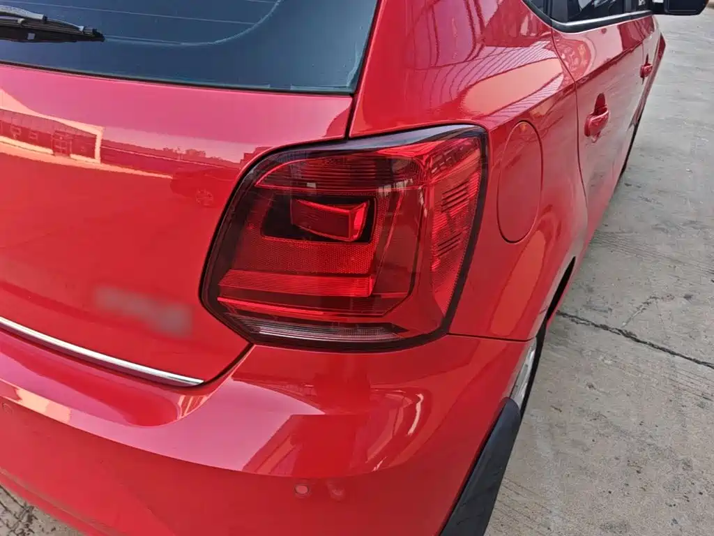 Volkswagen Polo — миниатюра 8