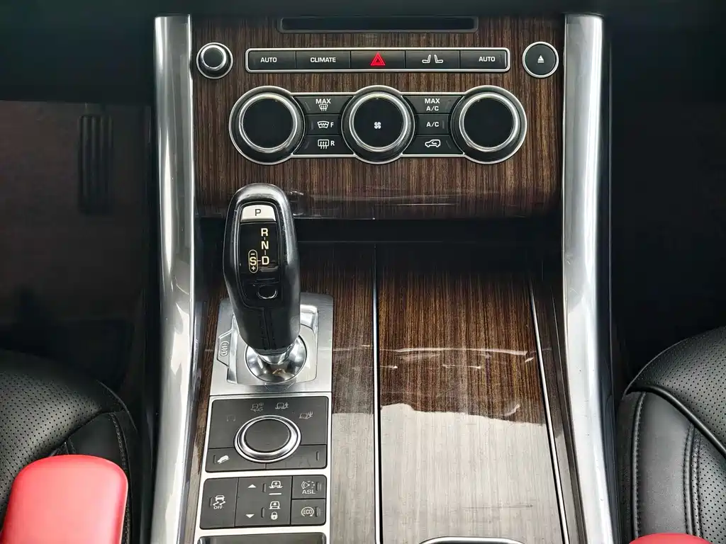 Land Rover Sport — миниатюра 9