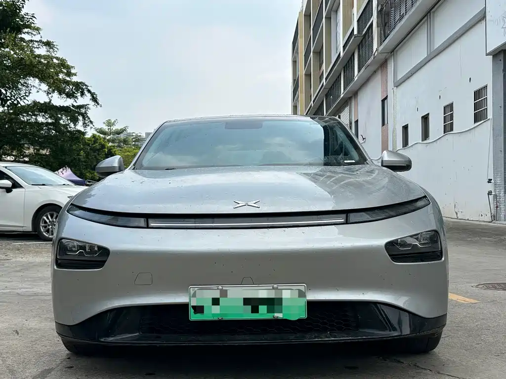 XPeng P7 — миниатюра 2