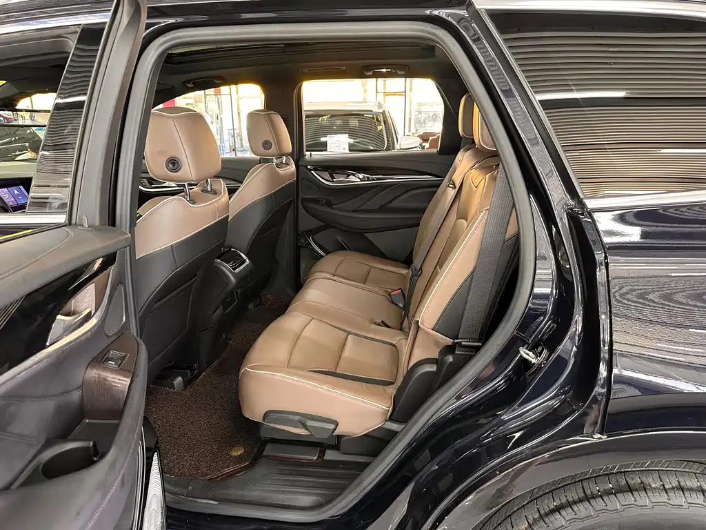 Buick Enclave — миниатюра 14