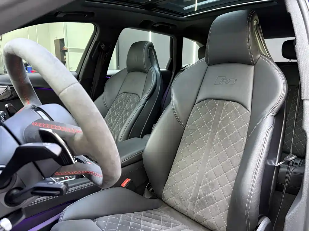 Audi RS 4 — миниатюра 5