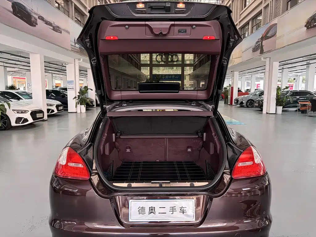 Porsche Panamera — миниатюра 8