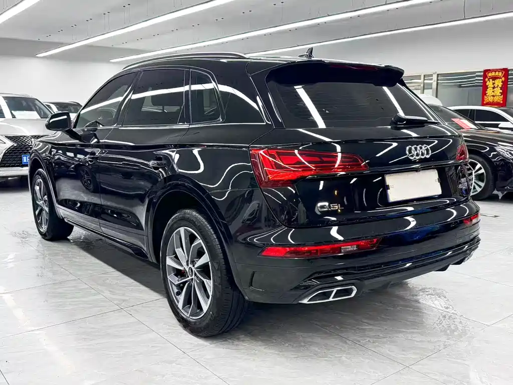 Audi Q5L 2024 40 TFSI Luxury