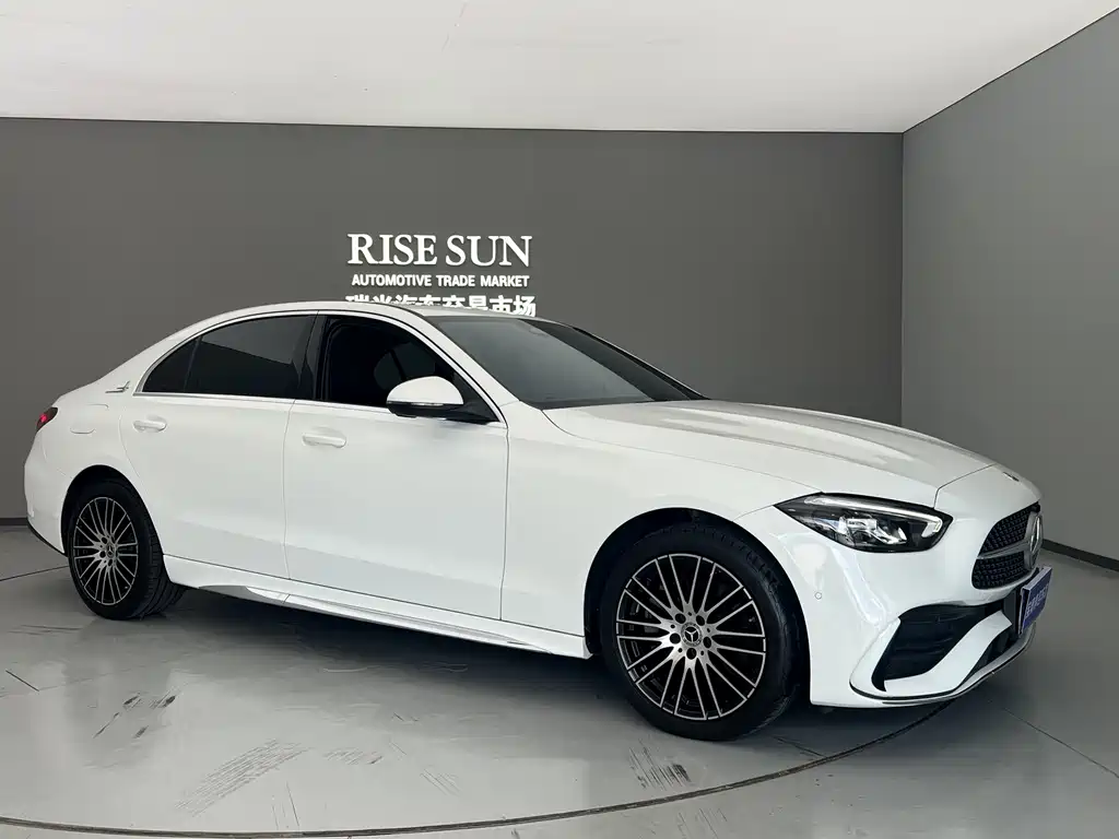 Mercedes-Benz C-Class — миниатюра 14