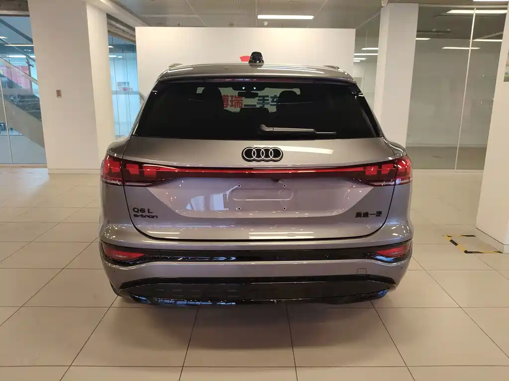 Audi Q6L e-tron — миниатюра 29