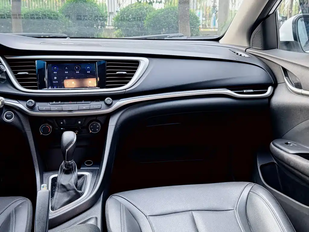 Buick Excelle — миниатюра 15