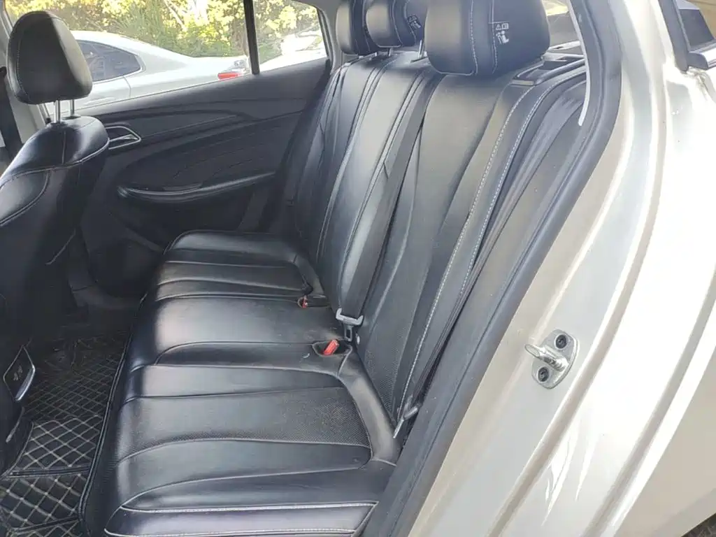 Roewe i5 — миниатюра 17