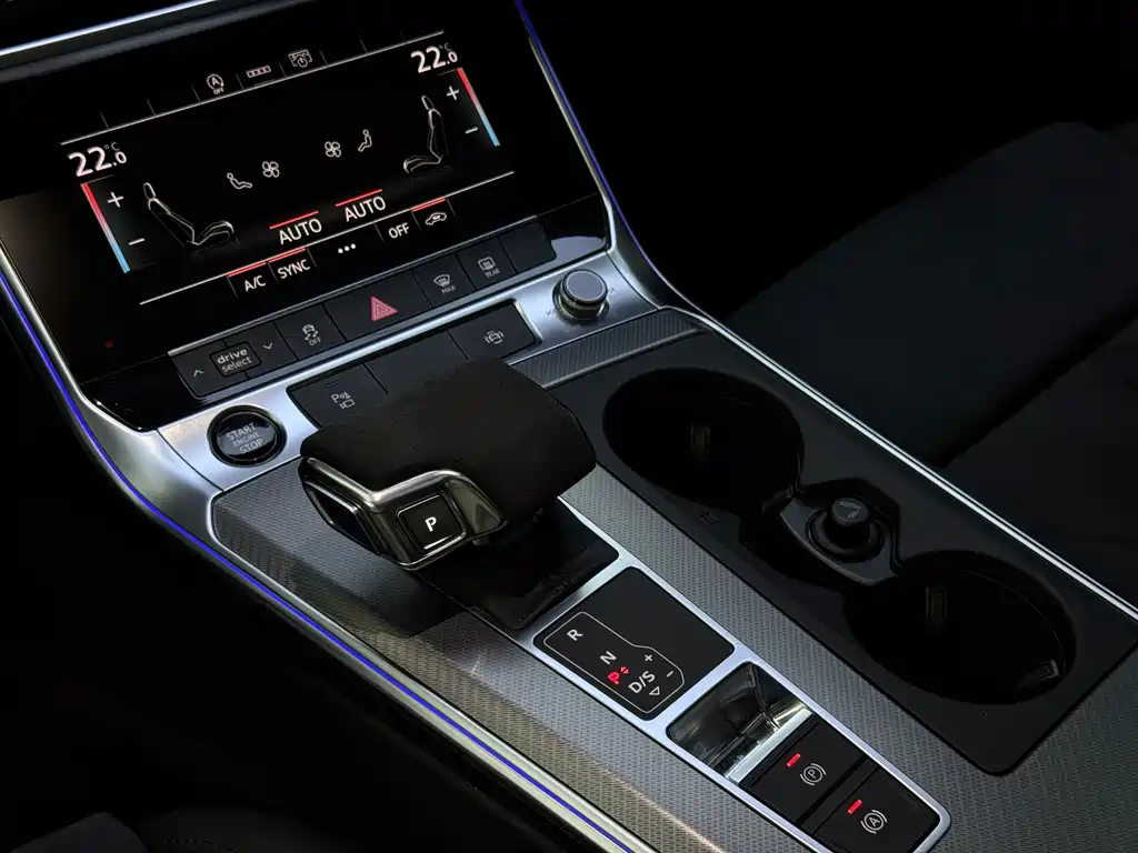 Audi A6 (Import) — миниатюра 6