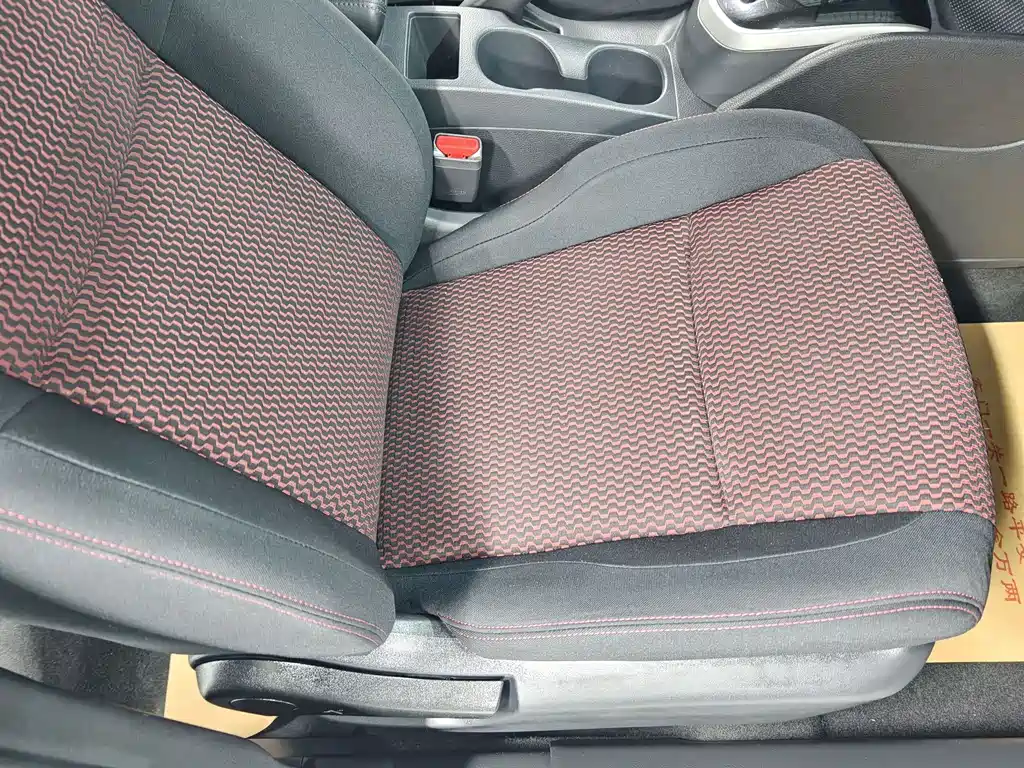 Nissan Qashqai — миниатюра 11