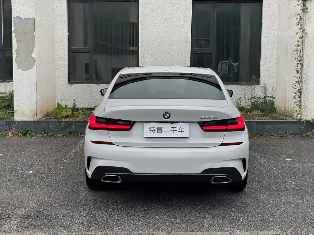 BMW 3 Series — миниатюра 14