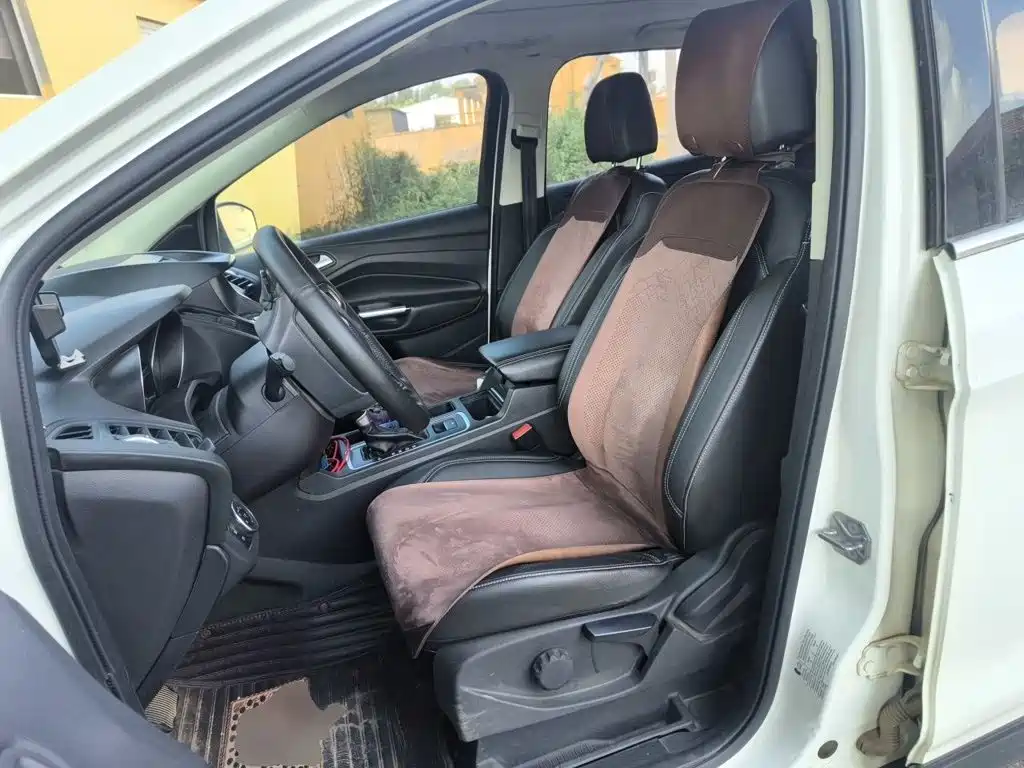 Ford Kuga — миниатюра 16