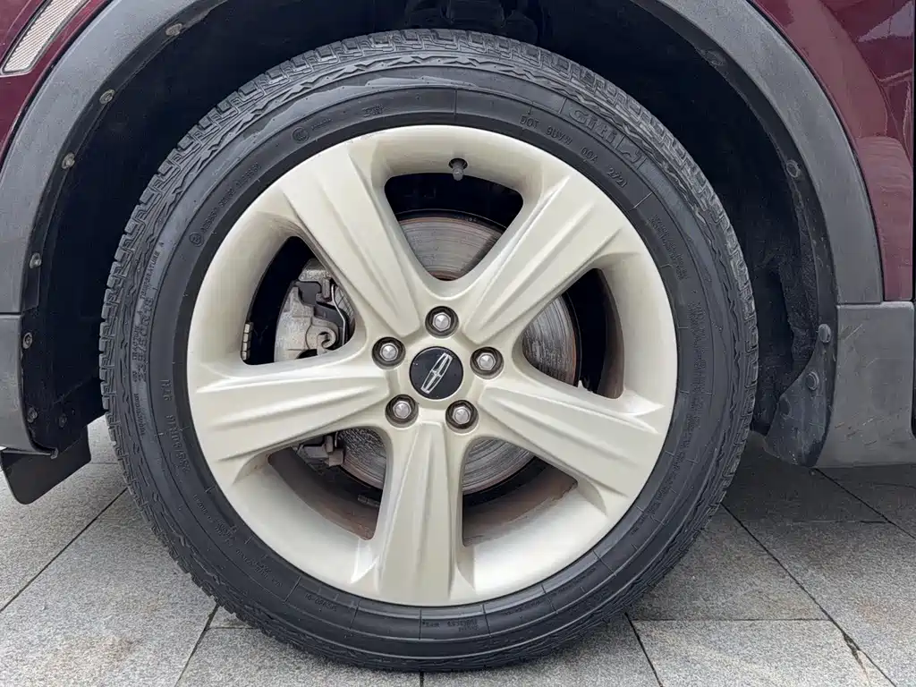 Lincoln MKC — миниатюра 22