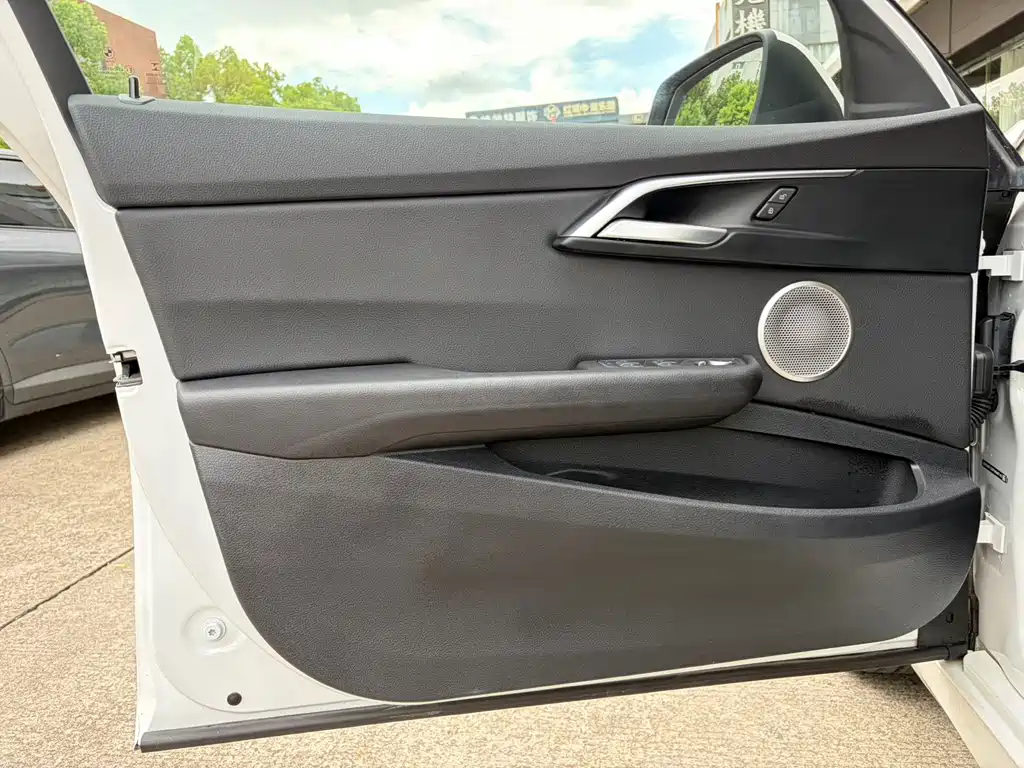 BMW 1 Series — миниатюра 15