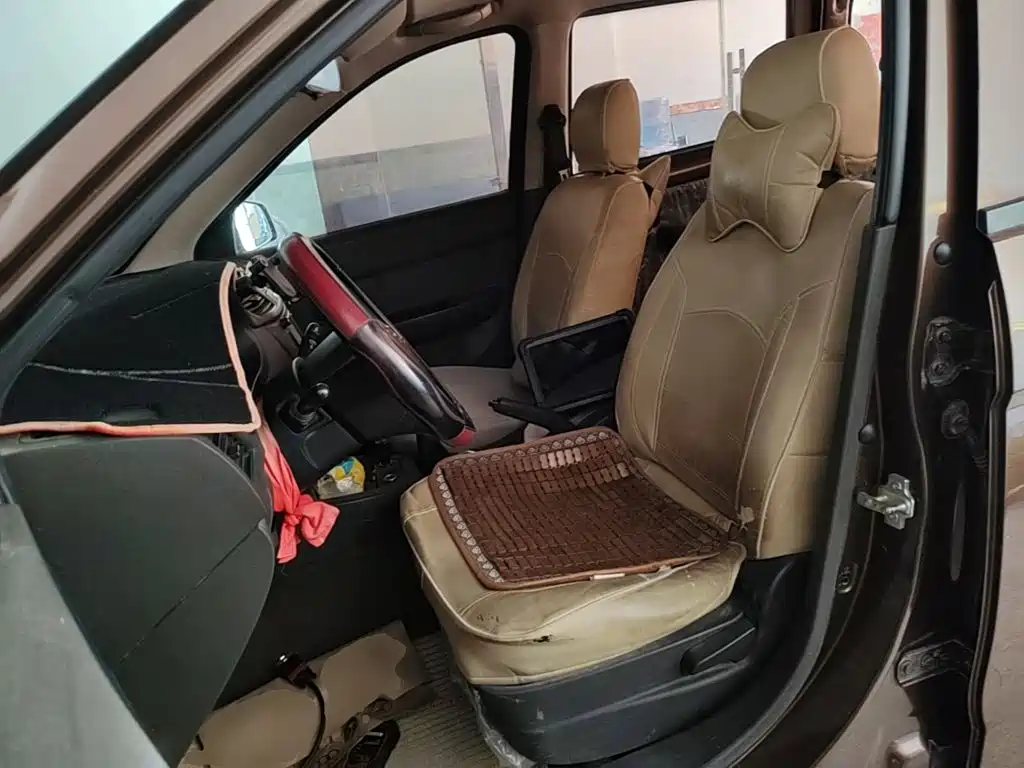 Wuling Hongguang — миниатюра 15