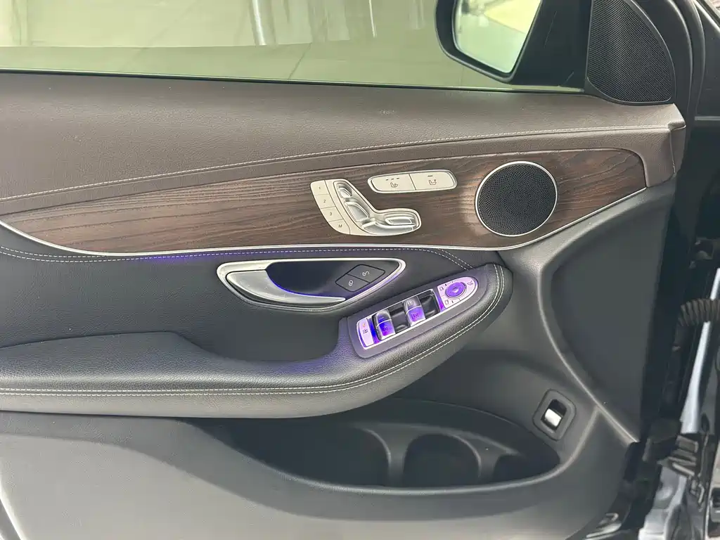 Mercedes-Benz GLC 2020 GLC 300 L 4MATIC