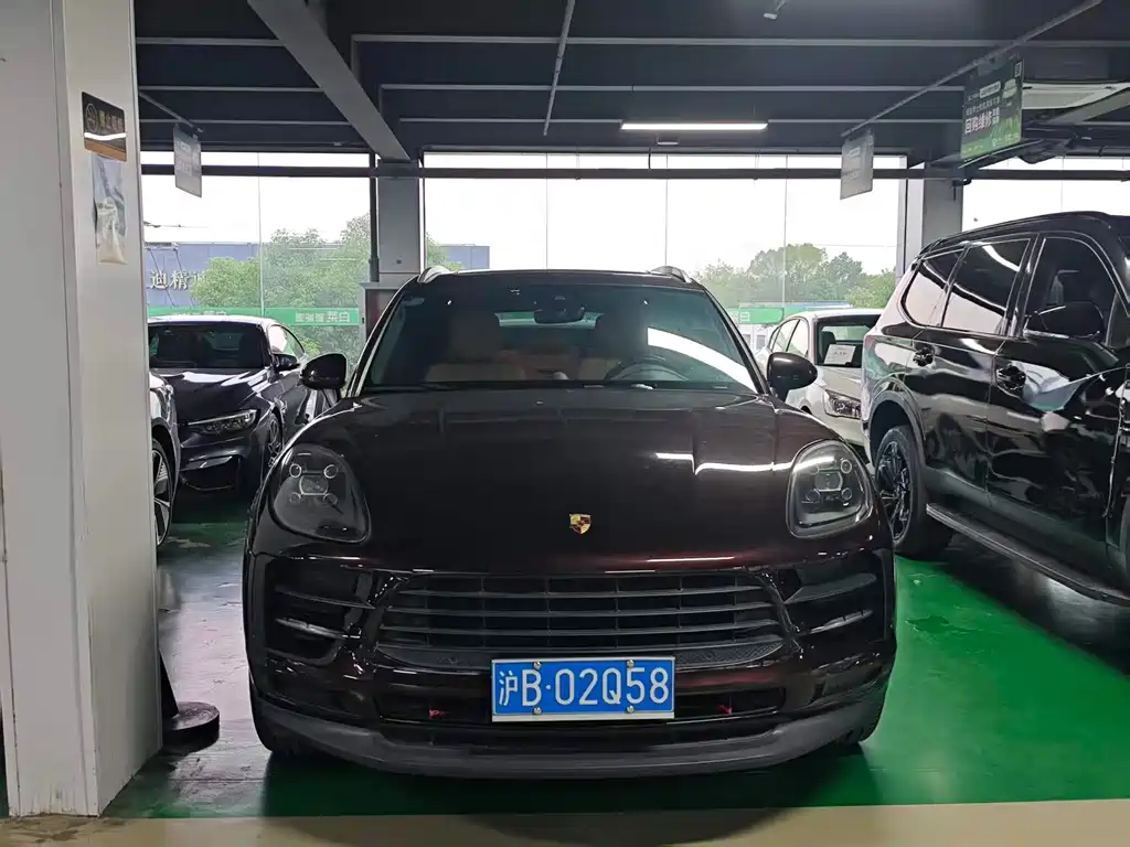 Porsche Macan — миниатюра 2