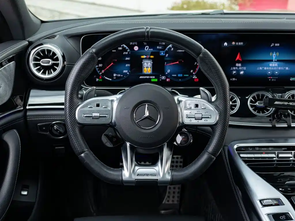 Mercedes-Benz AMG GT — миниатюра 12