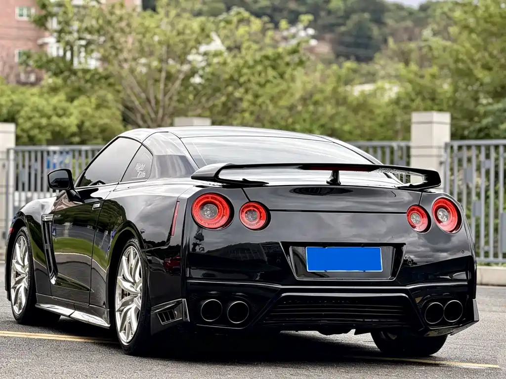 Nissan GT-R 2010 3.8T Premium Edition