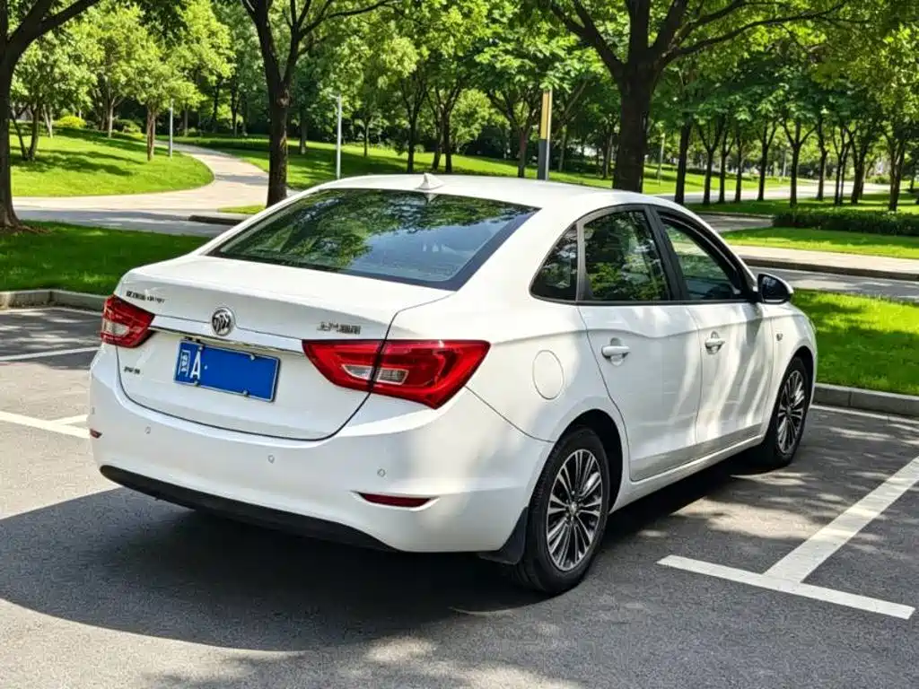 Buick Excelle — миниатюра 2