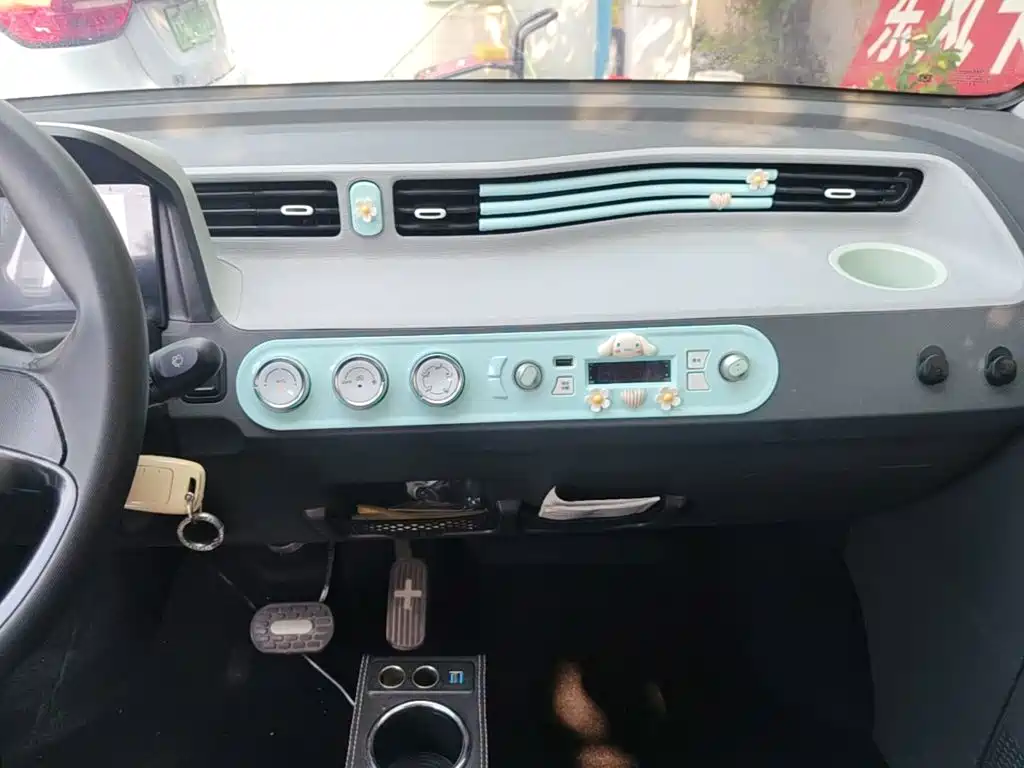 Wuling MINIEV — миниатюра 13