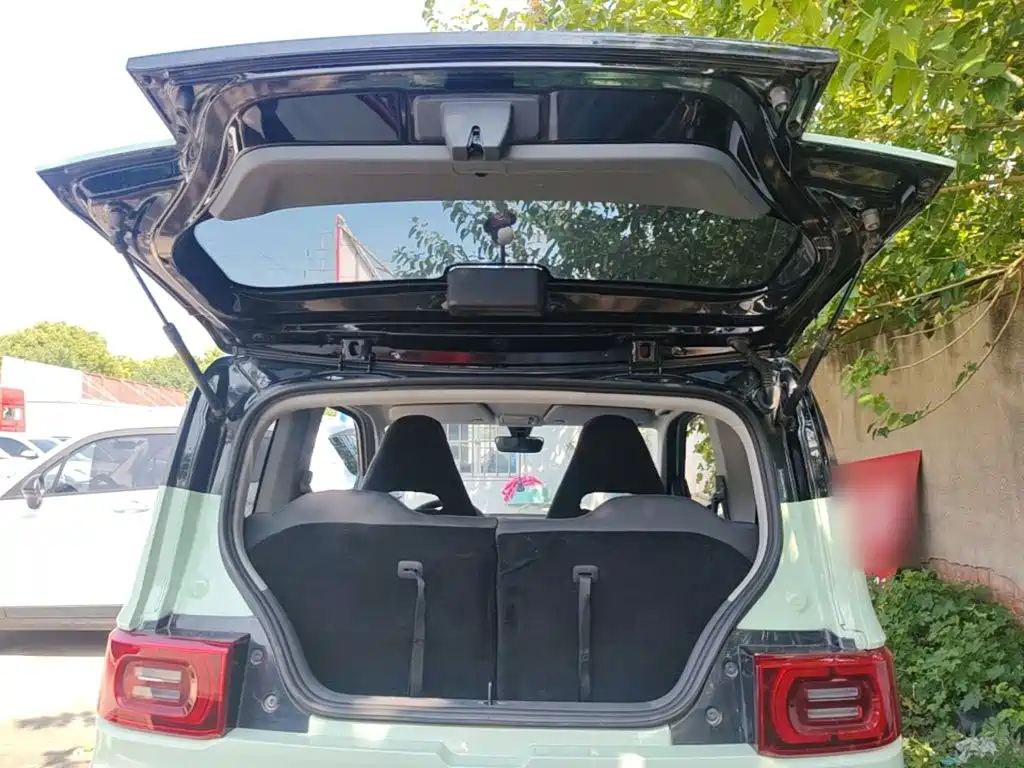 Wuling MINIEV — миниатюра 19