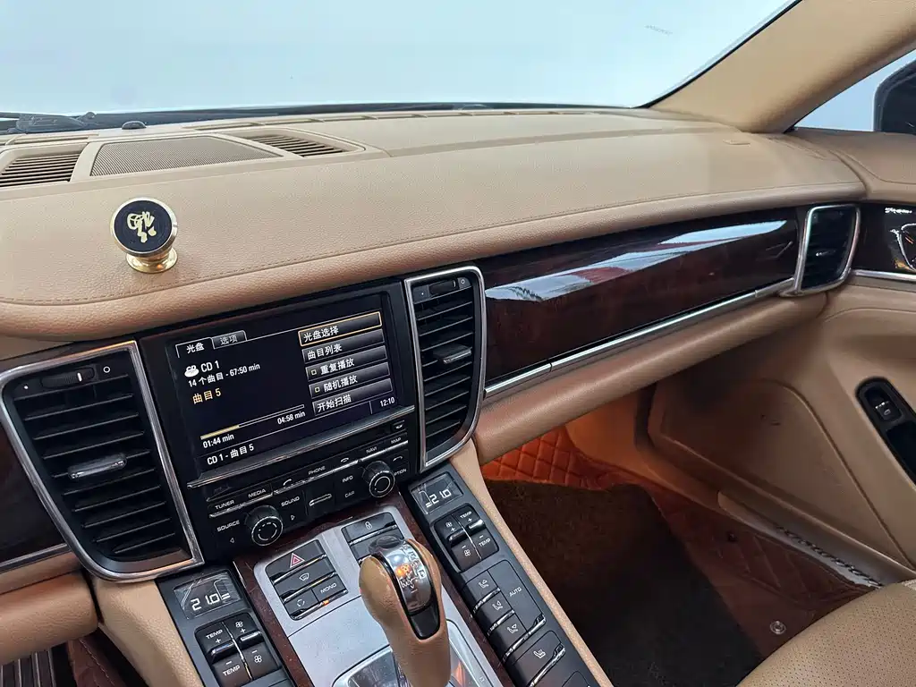 Porsche Panamera — миниатюра 13