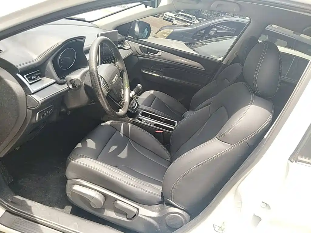 Haval M6 — миниатюра 15