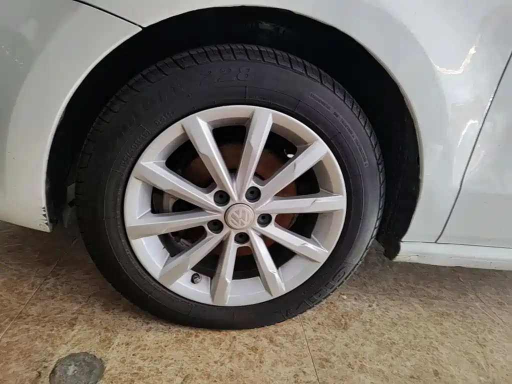 Volkswagen Polo — миниатюра 23