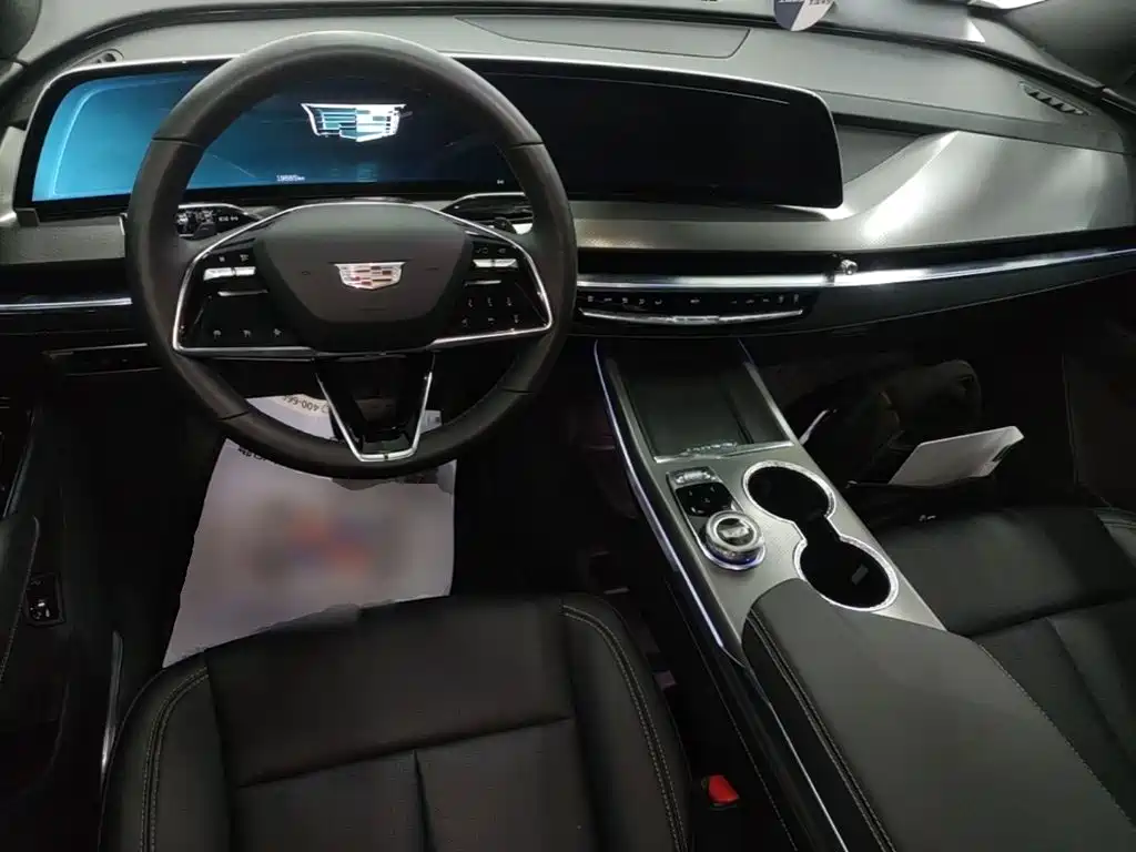 Cadillac XT5 — миниатюра 10