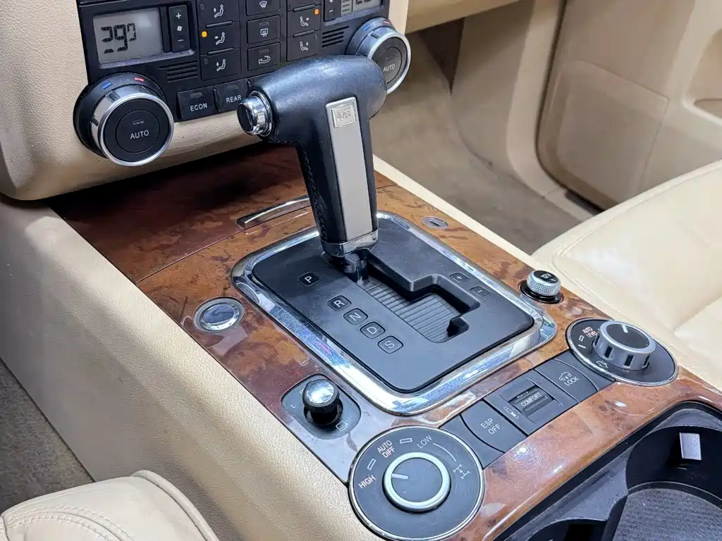 Volkswagen Touareg — миниатюра 9
