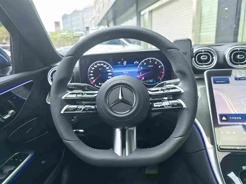 Mercedes-Benz C-Class — миниатюра 15