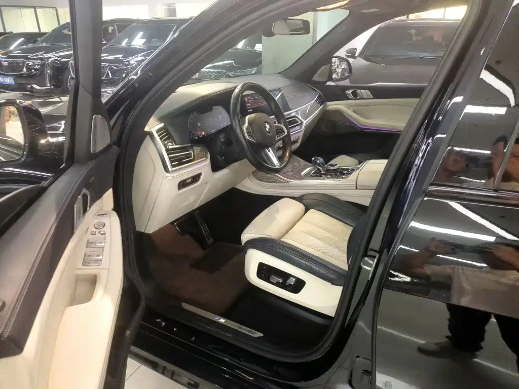 BMW X7 — миниатюра 4