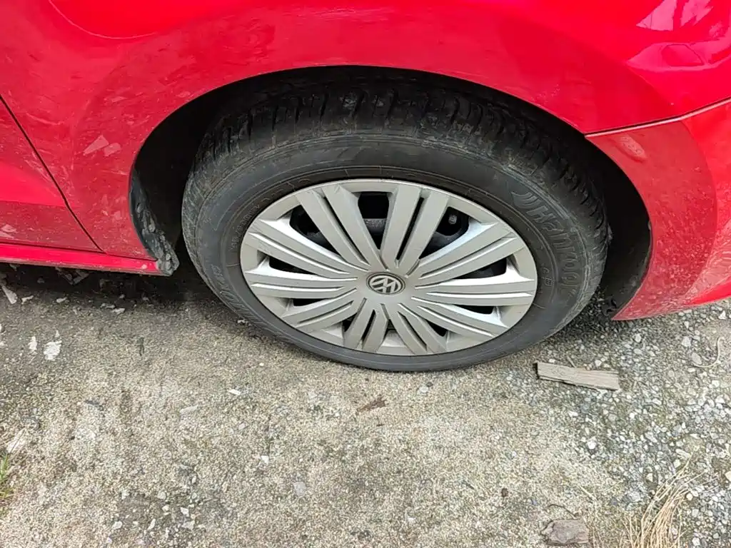Volkswagen Polo — миниатюра 12
