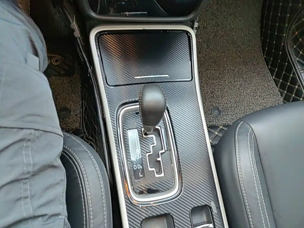 Mitsubishi Outlander — миниатюра 14