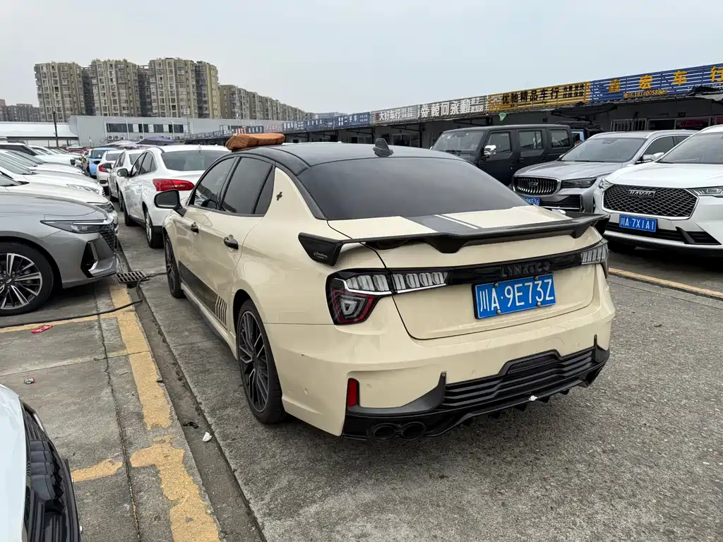 Lynk & Co 03 — миниатюра 13