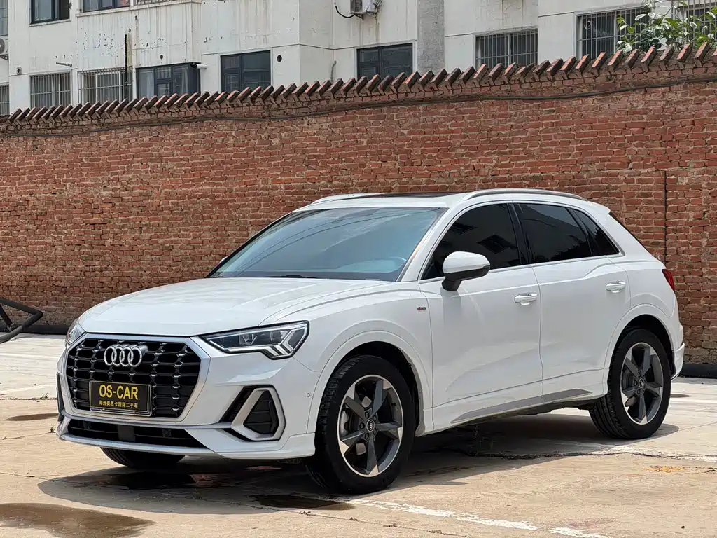 Audi Q3 2021