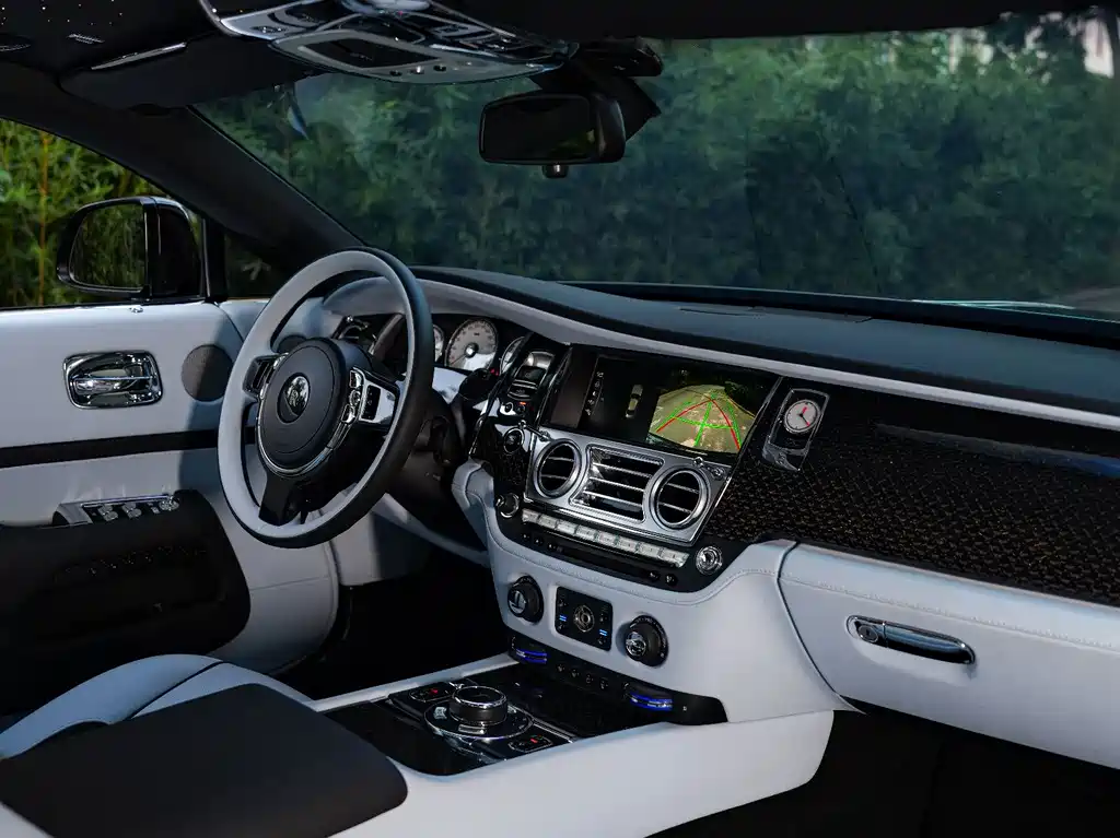 Rolls-Royce Wraith — миниатюра 11