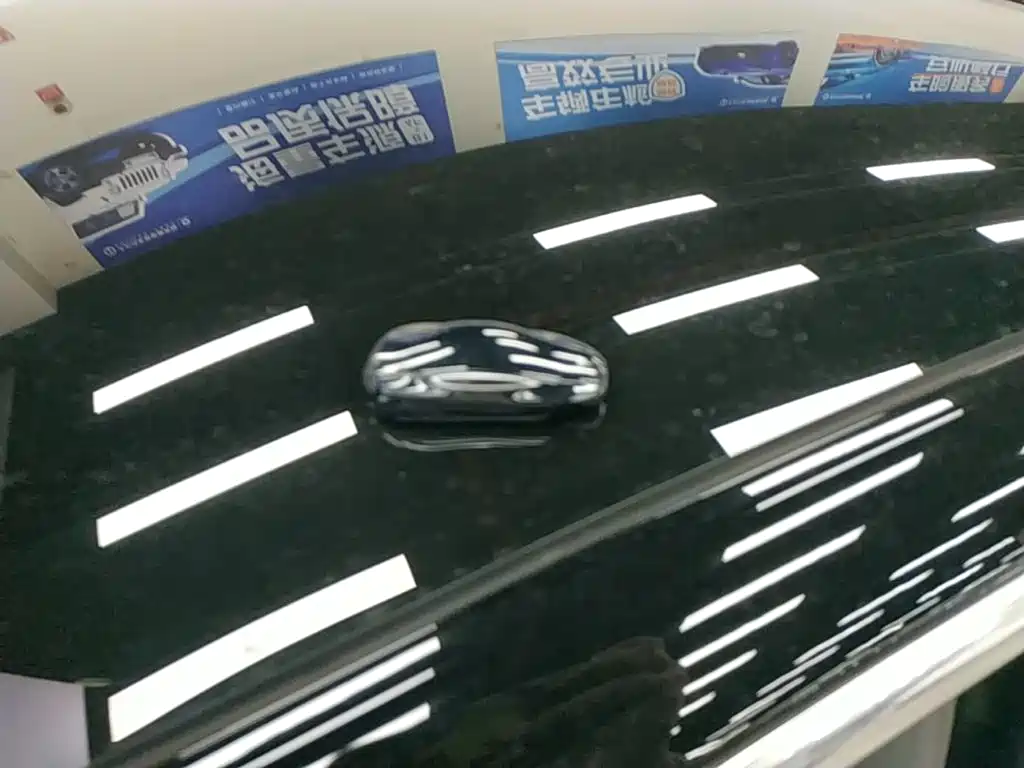 Tesla Model 3 — миниатюра 9
