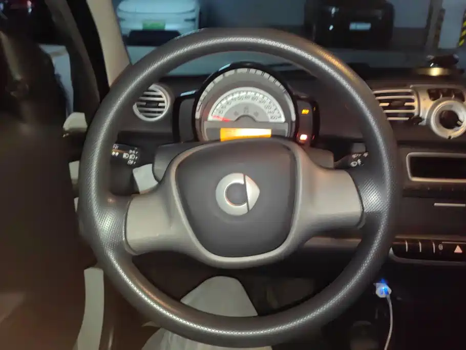 smart Smart Fortwo — миниатюра 15